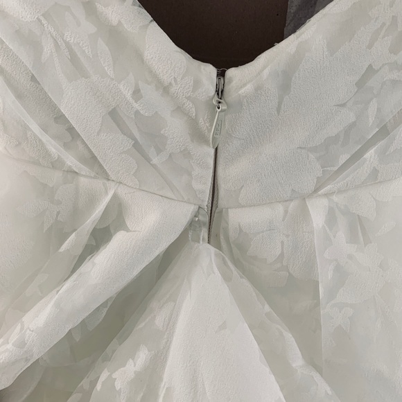 Jim Hjelm Couture Wedding Ball Gown // Style 8506 - Picture 5 of 8